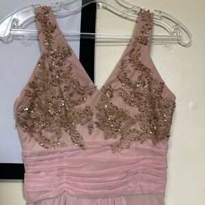 Juniors dress size 3